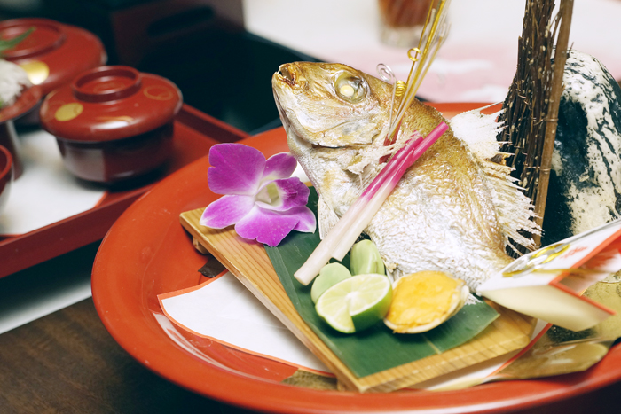 お食い初めのお膳