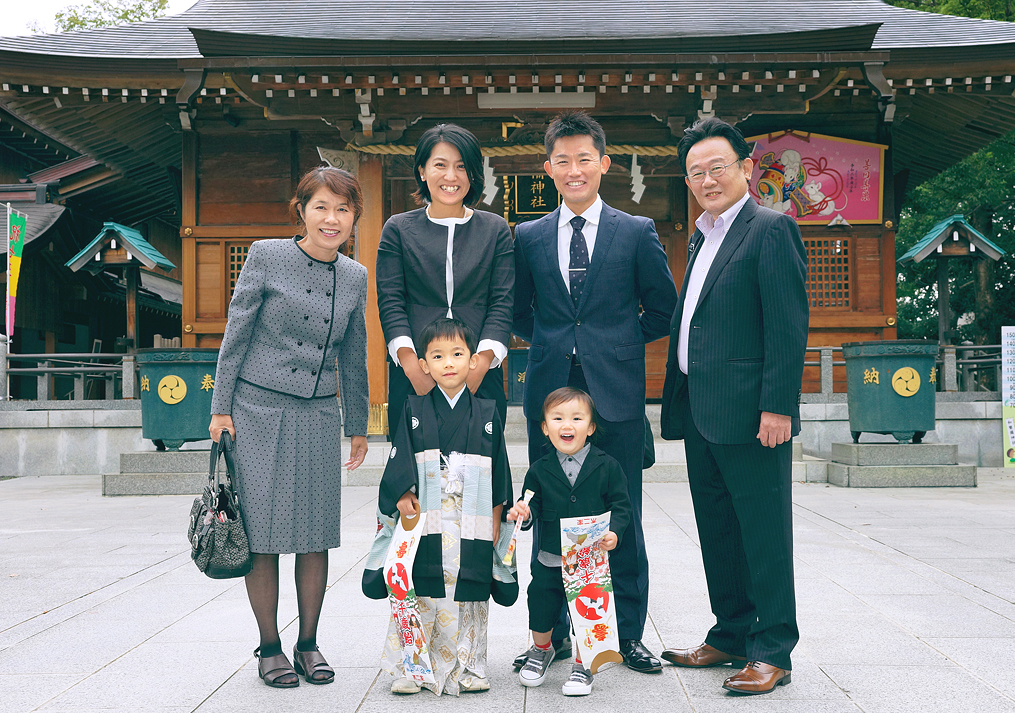 和羅備神社で七五三の集合写真